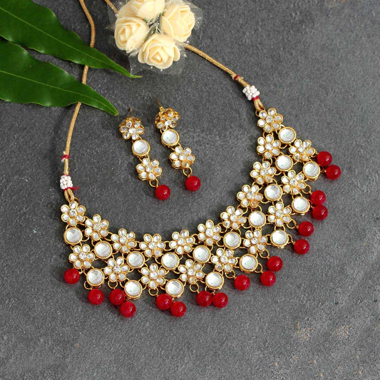 Kundan and Pearl Necklace Set